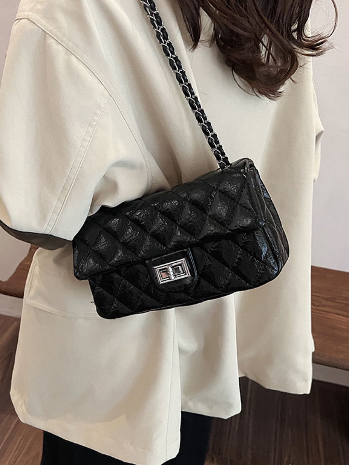 Twist-Lock Shoulder Bag