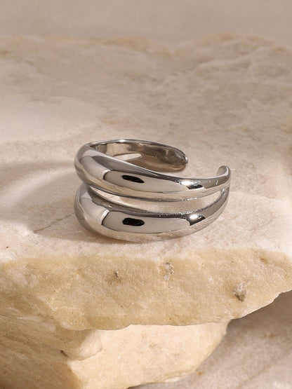 Double-Layered Ring