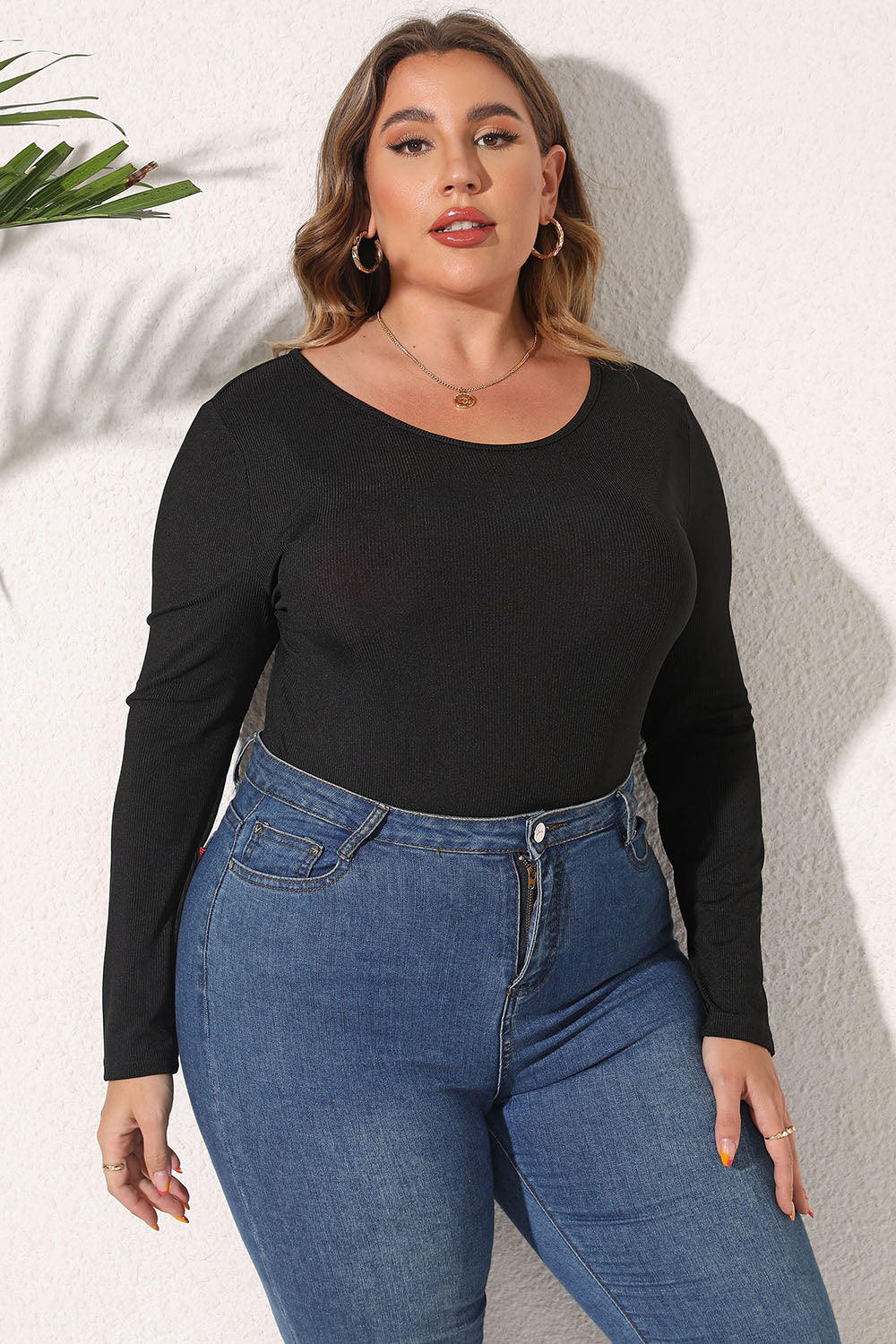 Black Round Neck Long Sleeve Bodysuit